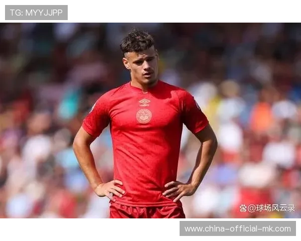 凯尔凯兹加盟利物浦,边后卫插上成战术新变量 凯尔凯兹加盟利物浦,边后卫插上成战术新变量